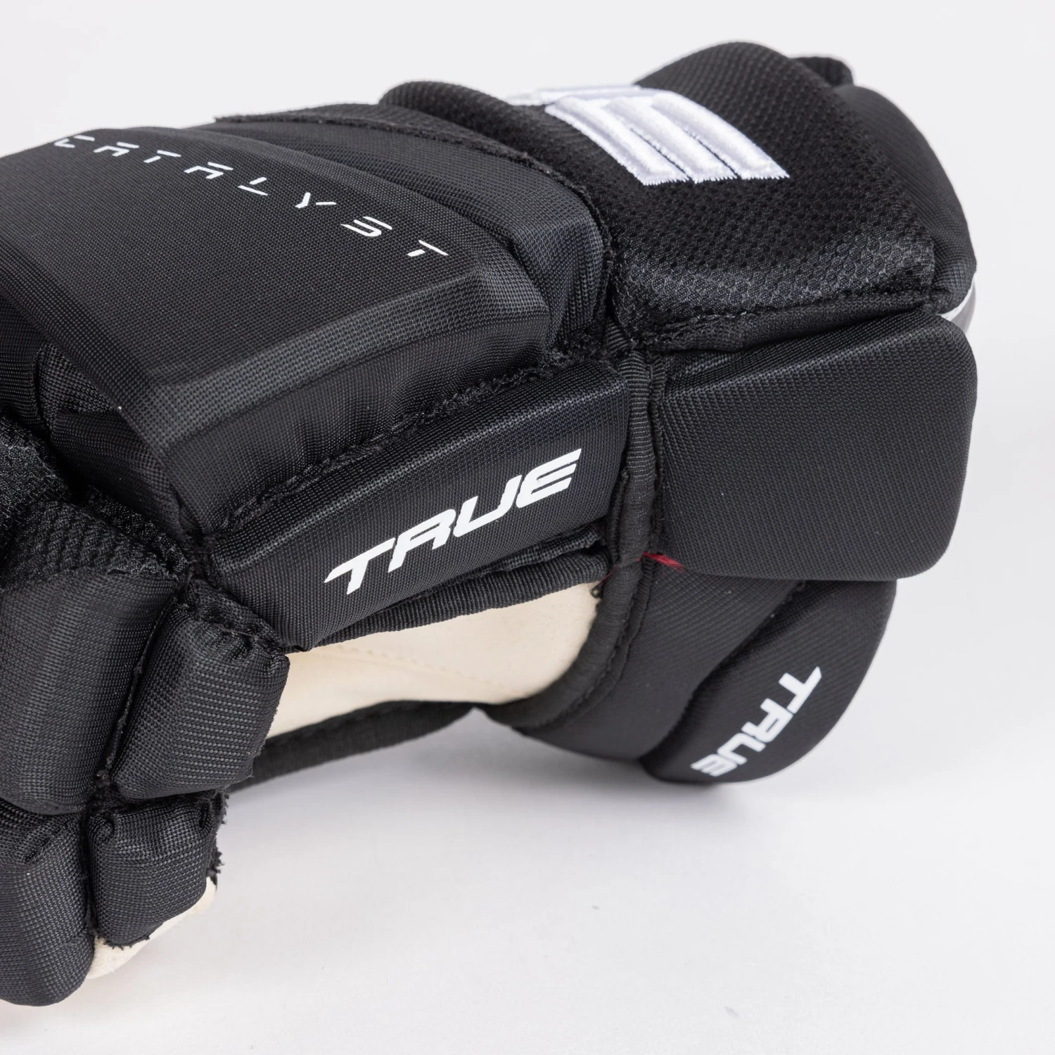 TRUE Catalyst Pro Stock Senior Hockey Glove - Hartford 5 TRUE Catalyst Pro Stock Senior Hockey Glove - Hartford - Image 5