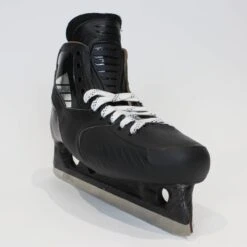 TRUE Senior One Piece Goalie Skates - Pro Stock - Beige Liner - Size 11 -True true goalie skates true senior one piece goalie skates pro stock beige liner size 11 11 15189156692034