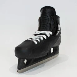 TRUE Senior One Piece Goalie Skates - Pro Stock - Beige Liner - Size 11 -True true goalie skates true senior one piece goalie skates pro stock beige liner size 11 11 30366899994690