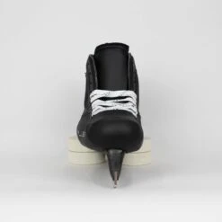 TRUE Senior One Piece Goalie Skates - Pro Stock - Metatarsal Guard Tongue - Size 10 -True true goalie skates true senior one piece goalie skates pro stock metatarsal guard tongue size 10 10 15186395562050