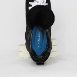 TRUE Senior One Piece Goalie Skates - Pro Stock - Size 7 -True true goalie skates true senior one piece goalie skates pro stock size 7 7 15186405720130