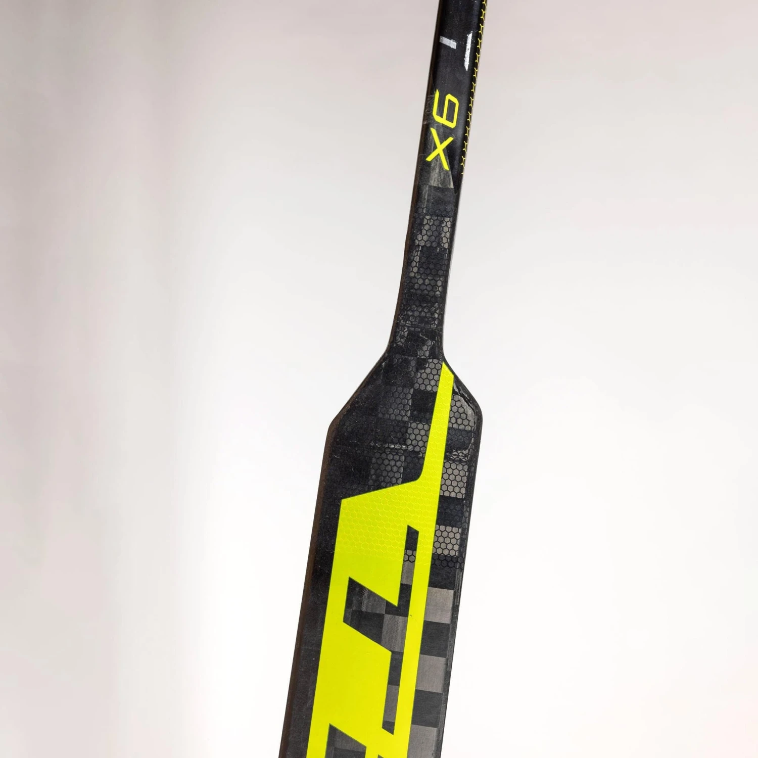 TRUE Catalyst 9X Intermediate Goalie Stick S21 13 TRUE Catalyst 9X Intermediate Goalie Stick S21 - Image 13