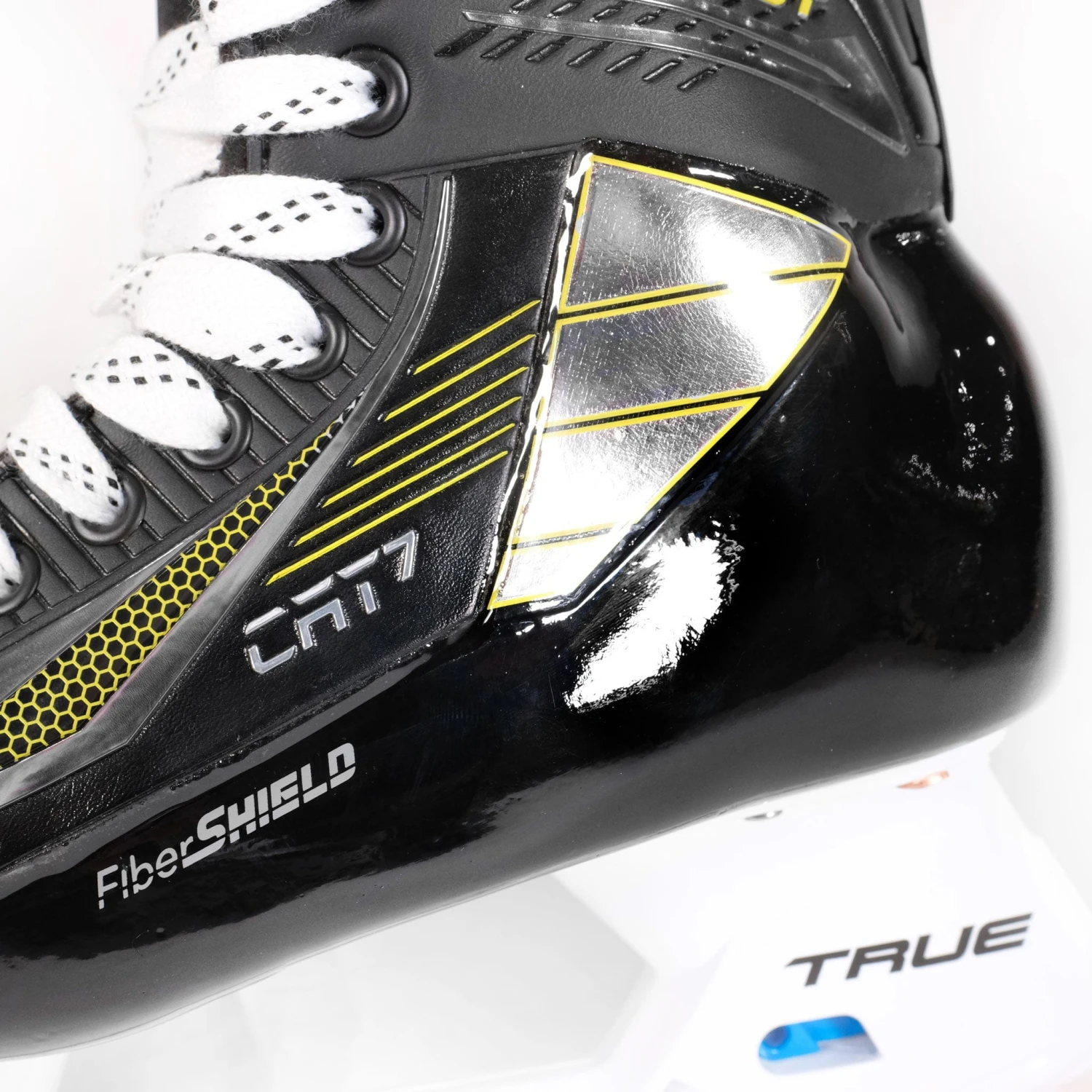TRUE Catalyst 7 Senior Hockey Skates 6 TRUE Catalyst 7 Senior Hockey Skates - Image 6