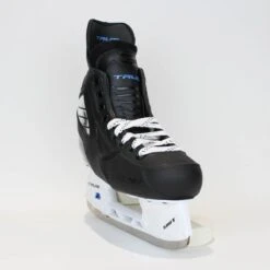 TRUE Player Junior Hockey Skates - Pro Stock - Shift Holder - Size 5 -True true hockey skates true player junior hockey skates pro stock shift holder size 5 5 r standard 15186617368642