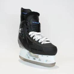 TRUE Player Junior Hockey Skates - Pro Stock - VH Holder - Size 4 -True true hockey skates true player junior hockey skates pro stock vh holder size 4 4 r standard 15186577784898