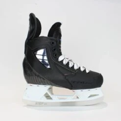 TRUE Player Junior Hockey Skates - Pro Stock - VH Holder - Size 4