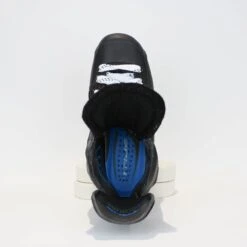 TRUE Player Junior Hockey Skates - Pro Stock - VH Holder - Size 5 -True true hockey skates true player junior hockey skates pro stock vh holder size 5 5 r standard 15186600460354