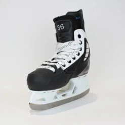 TRUE Player Junior Hockey Skates - Pro Stock - VH Holder - White Side - Size 4 -True true hockey skates true player junior hockey skates pro stock vh holder white side size 4 4 r standard 15186594037826