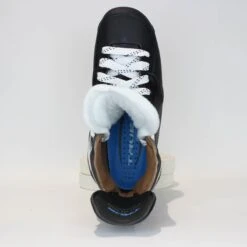 TRUE Player Senior Hockey Skates - Pro Stock - Edge Holder - Beige Liner - Size 9 -True true hockey skates true player senior hockey skates pro stock edge holder beige liner size 9 9 r standard 15187073957954