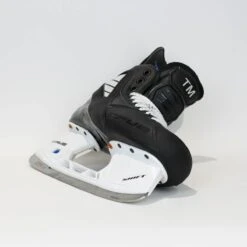 TRUE Player Senior Hockey Skates - Pro Stock - Shift Holder - "TM" - Size 8 -True true hockey skates true player senior hockey skates pro stock shift holder tm size 8 8 r standard 15187104890946