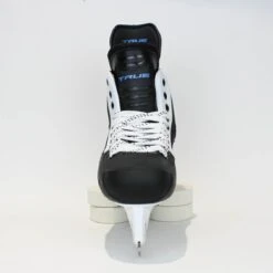 TRUE Player Senior Hockey Skates - Pro Stock - Shift Holder - White Side - Size 8 -True true hockey skates true player senior hockey skates pro stock shift holder white side size 8 8 r standard 15187105972290