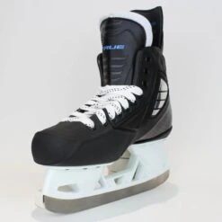 TRUE Player Senior Hockey Skates - Pro Stock - VH Holder - White Felt Tongue - Size 7 -True true hockey skates true player senior hockey skates pro stock vh holder white felt tongue size 7 7 r standard 15186691915842