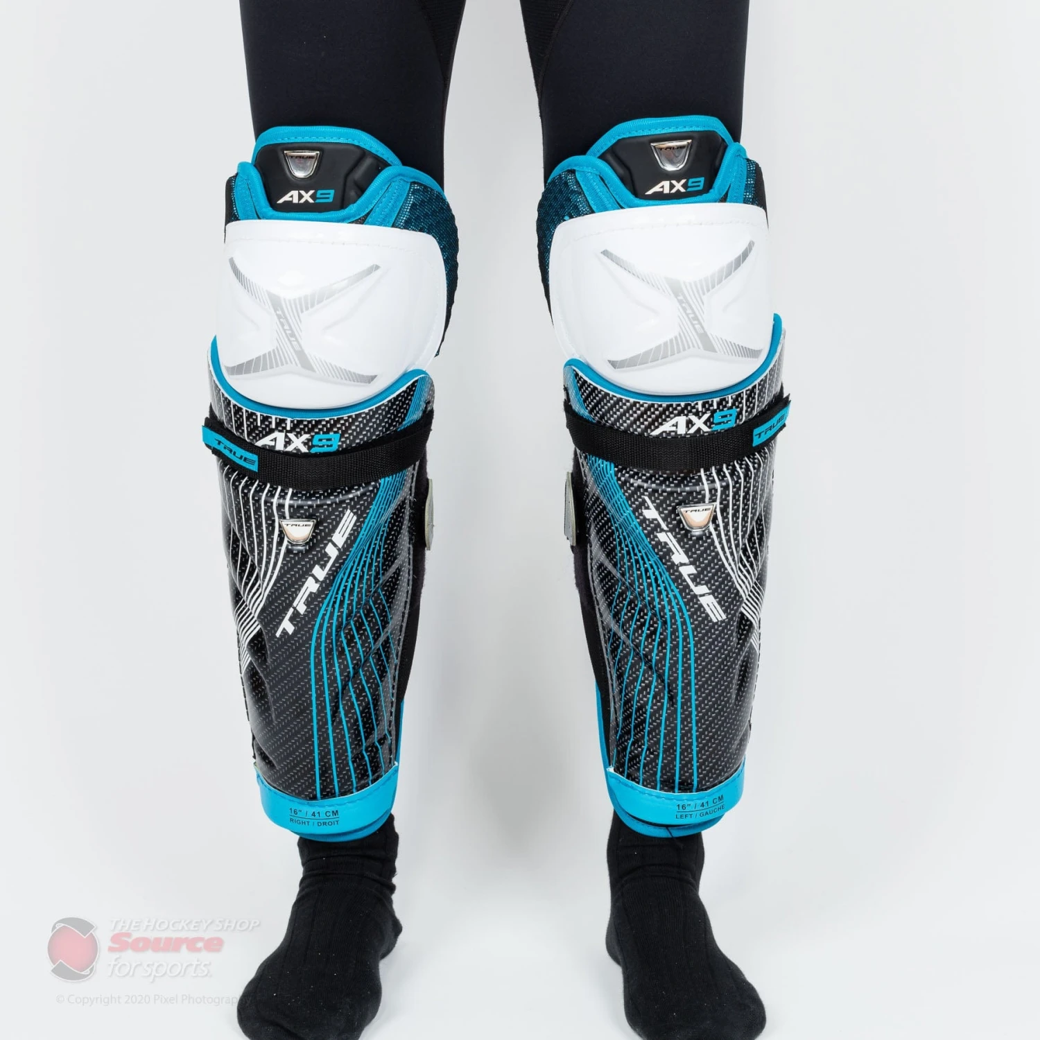 TRUE AX9 Senior Hockey Shin Guards 2 TRUE AX9 Senior Hockey Shin Guards - Image 2