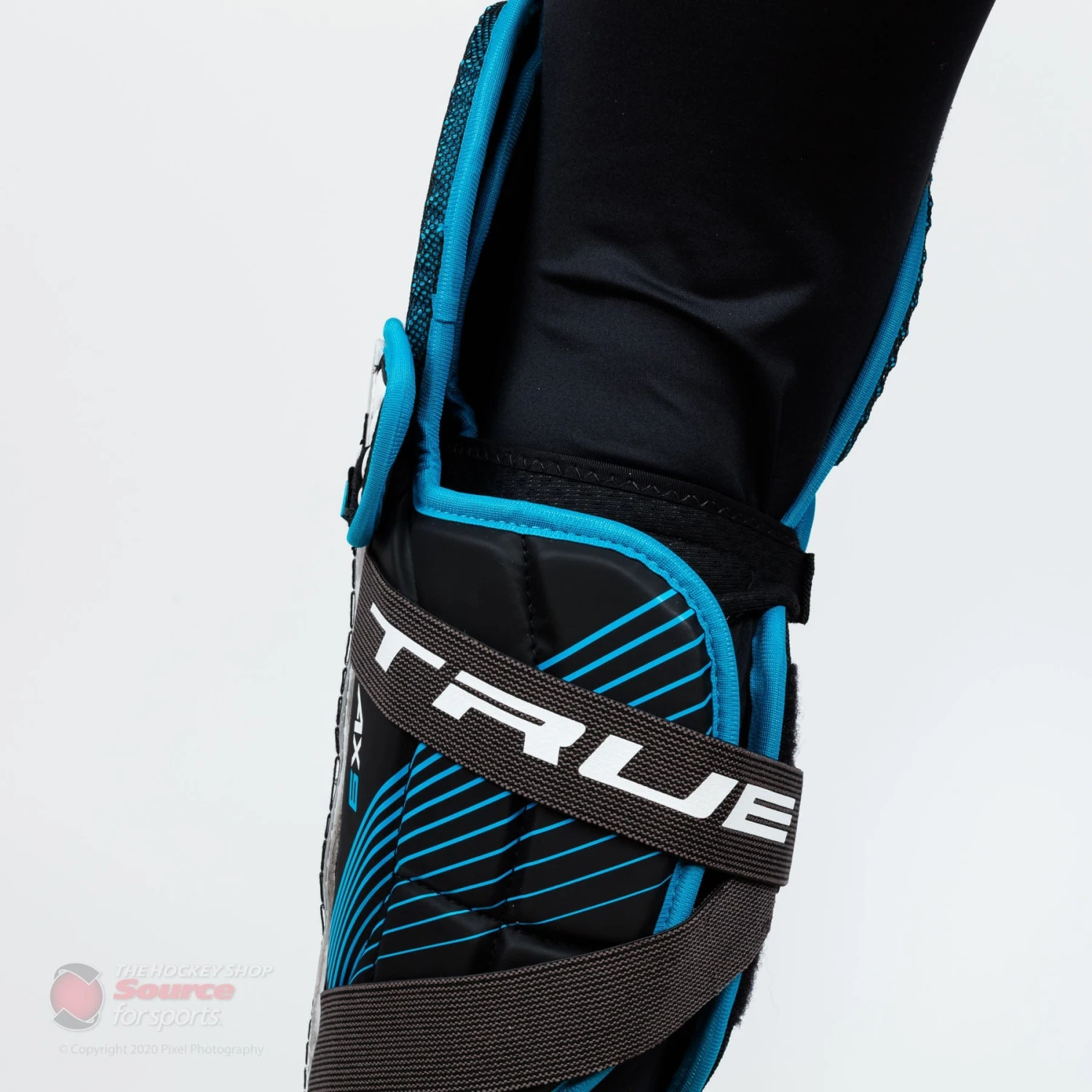 TRUE AX9 Senior Hockey Shin Guards 11 TRUE AX9 Senior Hockey Shin Guards - Image 11